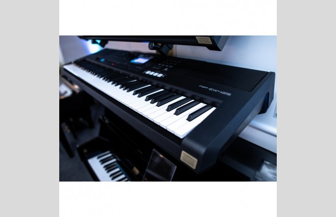 Used Yamaha PSR-EW425 Keyboard (SN:BHCH01100) - Image 1